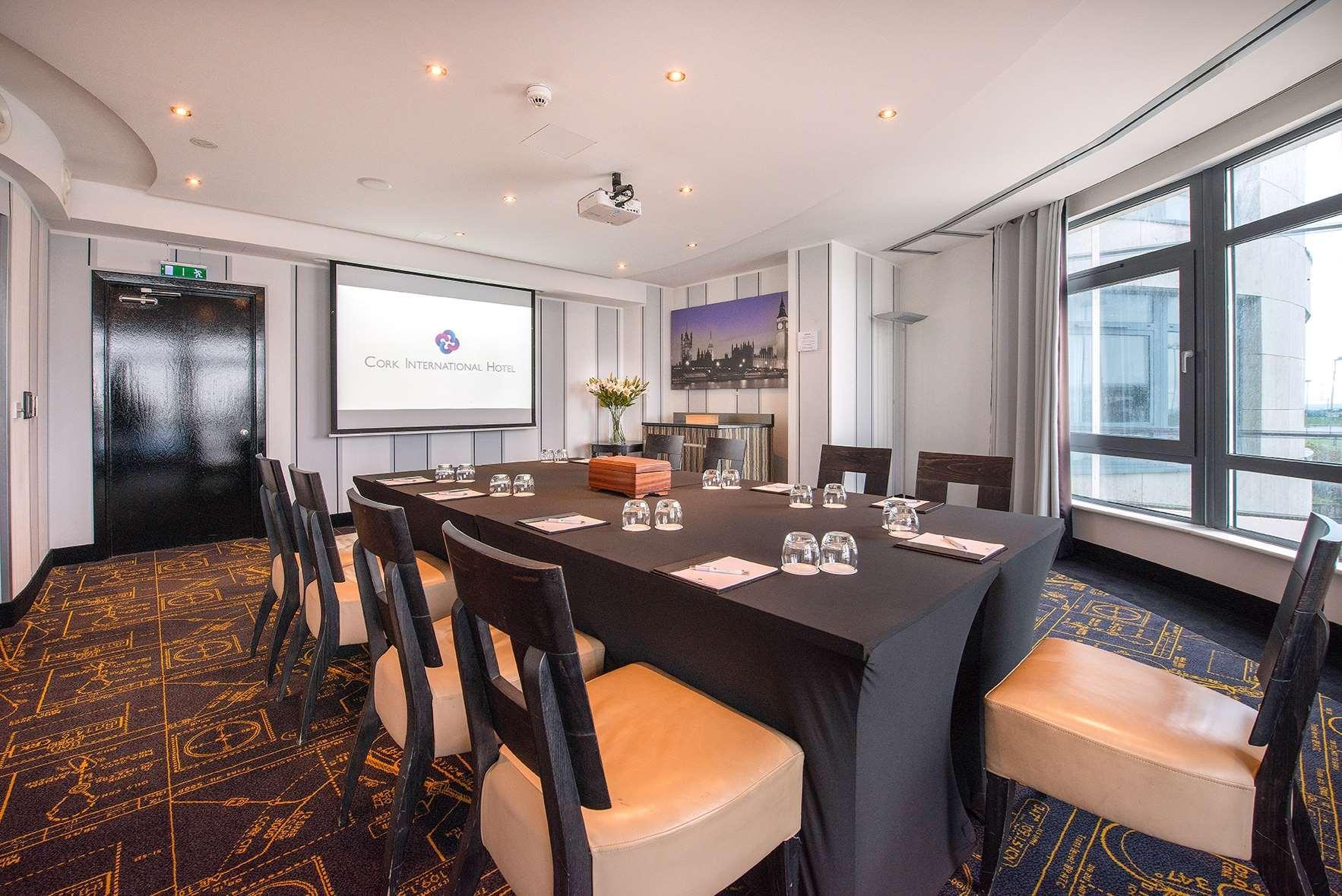 Cork International Hotel Dış mekan fotoğraf